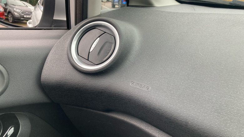 Ford Fiesta 1.5 TDCi Titanium 5dr Diesel Hatchback